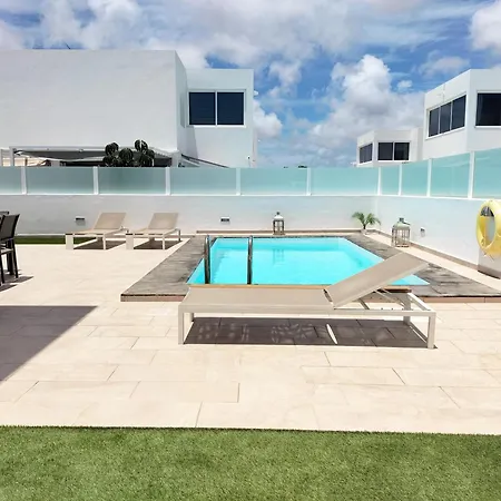 Luxury Rubicon Jacuzzi Y Piscina Villa *