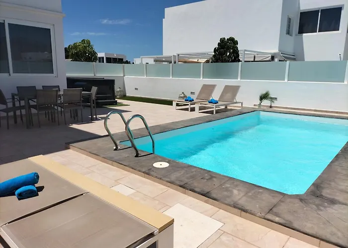 Luxury Rubicon Jacuzzi Y Piscina Villa