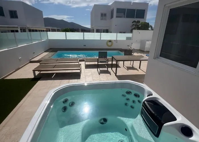 Villa Luxury Rubicon Jacuzzi Y Piscina Playa Blanca (Lanzarote)
